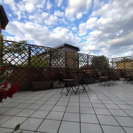 アパート Casa Dei Fiori ボローニャ